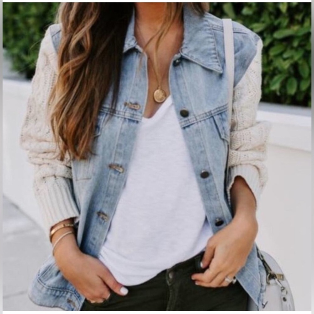 POL Denim Jacket Cable Knit Contrast Sweater Sleeves Light Wash Ivory Medium